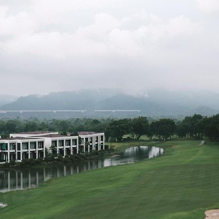 Royal Hills Golf Resort & Spa Nakhon Nayok Exteriér fotografie