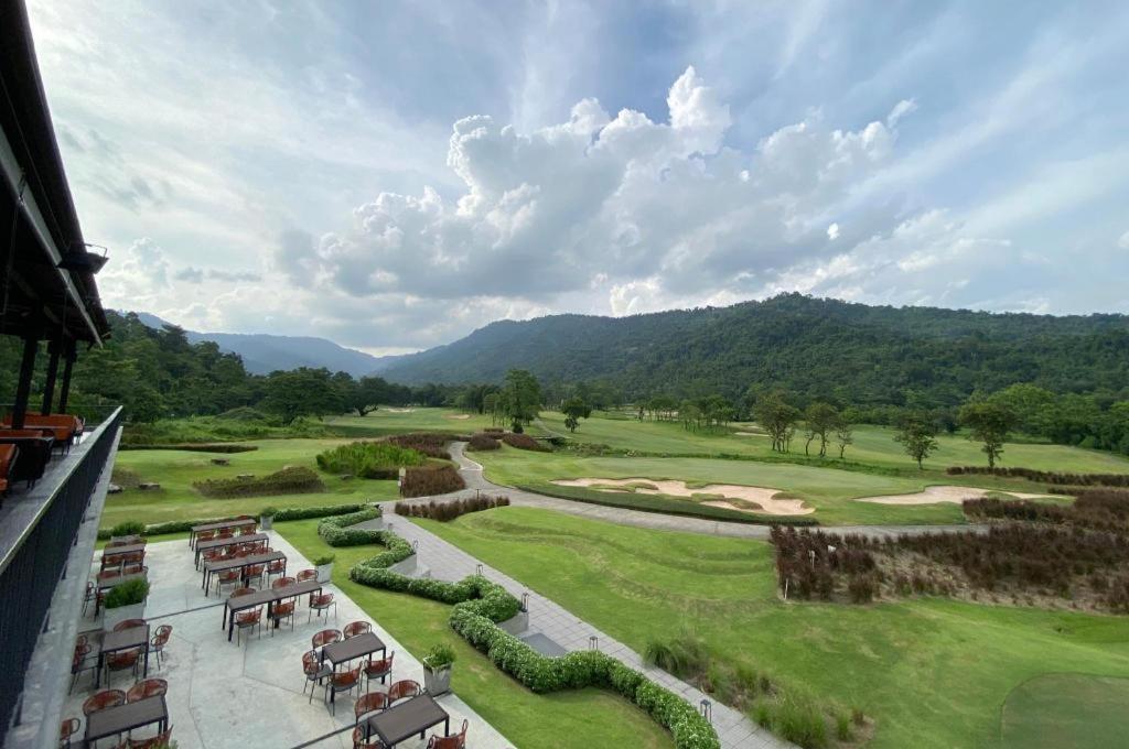 Royal Hills Golf Resort & Spa Nakhon Nayok Exteriér fotografie