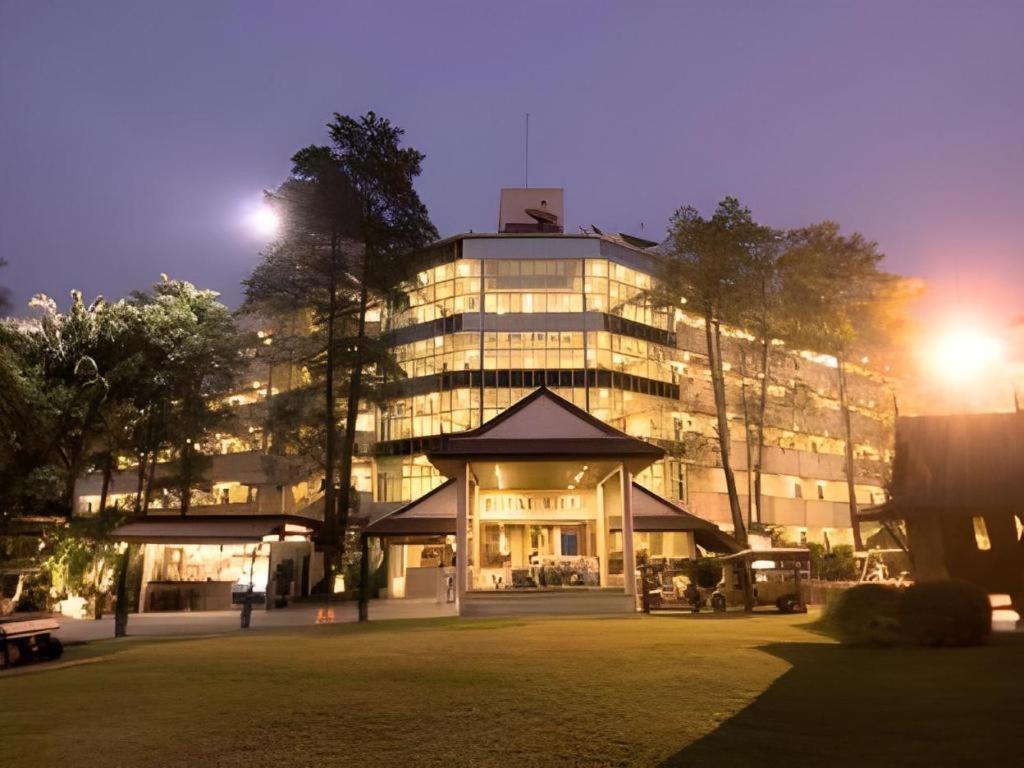 Royal Hills Golf Resort & Spa Nakhon Nayok Exteriér fotografie